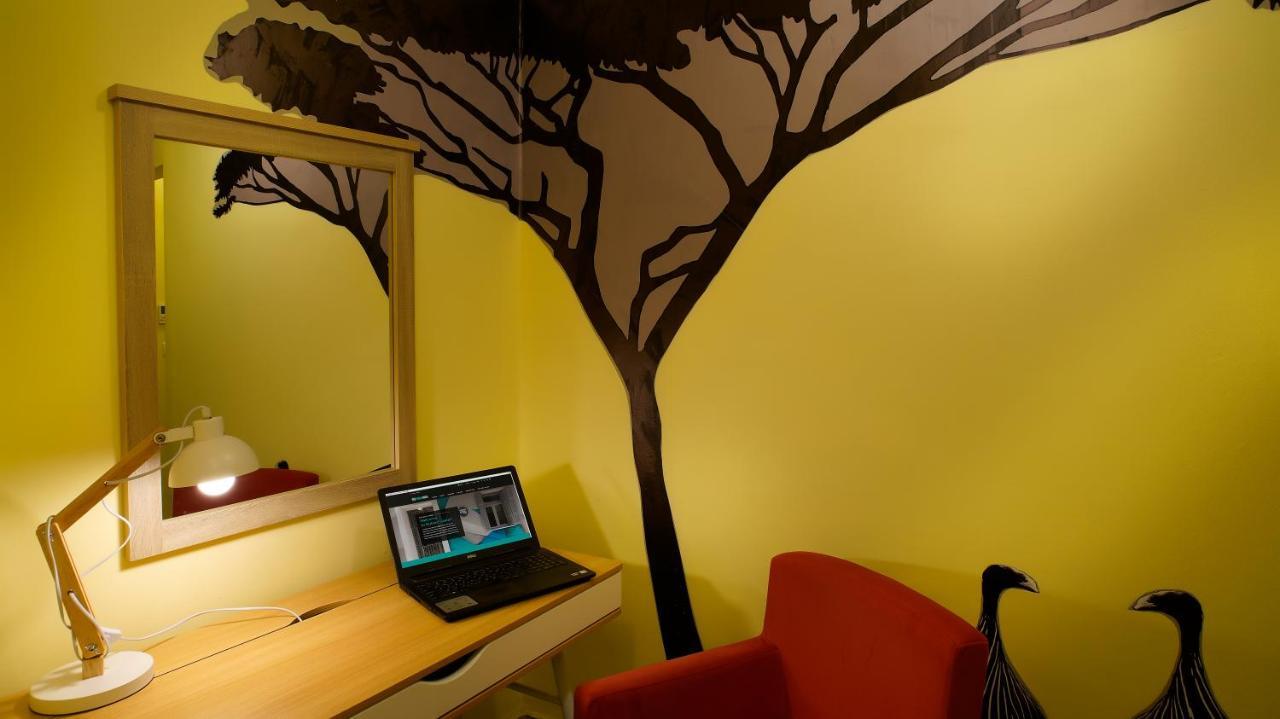 Nubian Hostel Афины Экстерьер фото